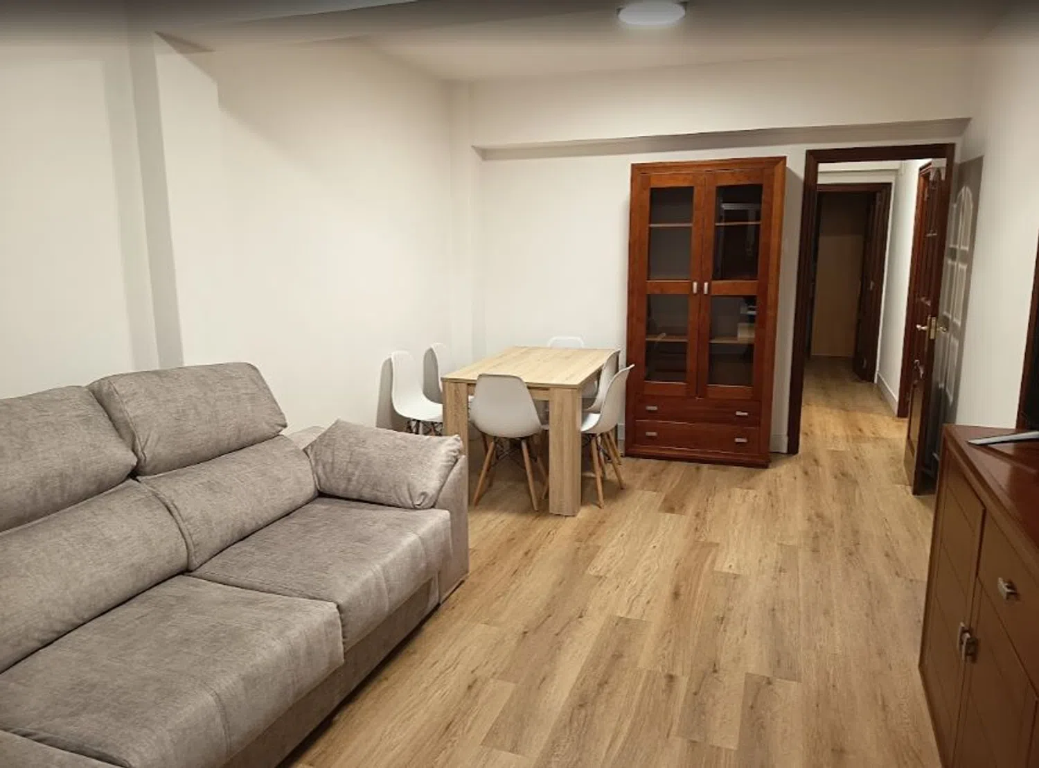 Piso en avenida Finisterre, 270 - Foto 2