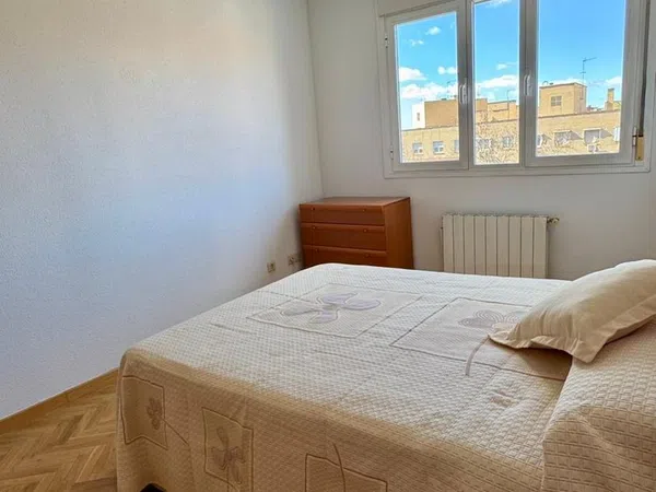 Piso en Barrio Palomeras sureste - Foto 9