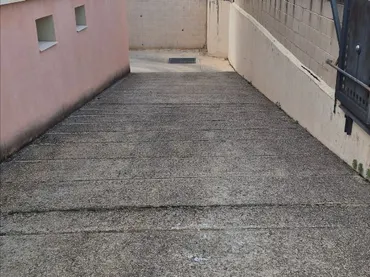 Casa adosada en  Carrer de Miquel Martí i Pol 2 - Foto 51
