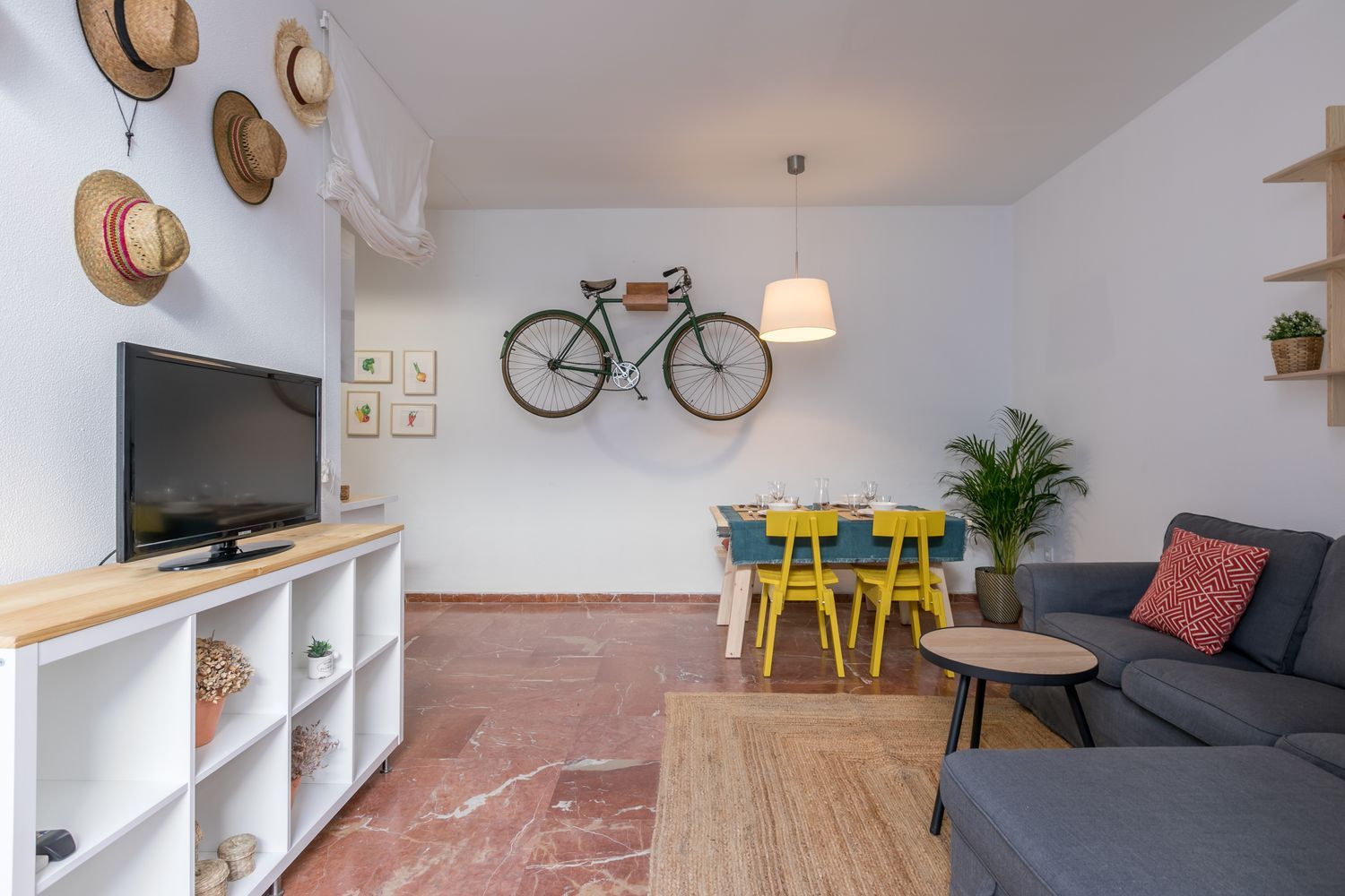 Piso en calle Descalzos, 7 - Foto 3