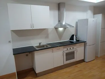 Piso en  Carrer de Mossèn Josep Moncau 42 - Foto 5