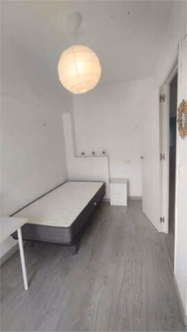 Piso en Ciudad Jardín - Foto 2