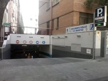 Garaje en  Calle Carril del Picón 5 - Foto 1