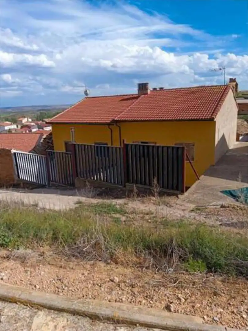 Casa adosada en soria - Foto 8