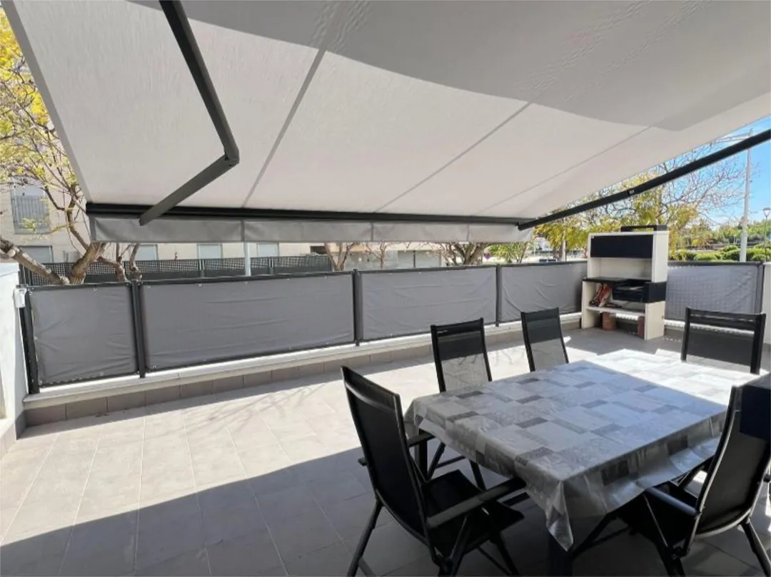 Piso en  Carrer Pedagoga Marta Mata 12 - Foto 5