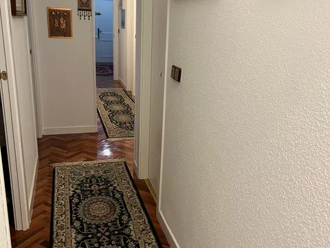 Piso en calle de Caleruega, 17