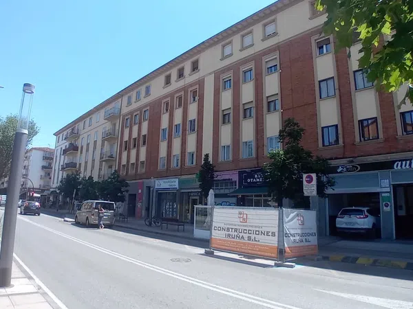 Piso en Avenida de Don Marcelo Celayeta, 68, Rochapea, Rochapea - Foto 1