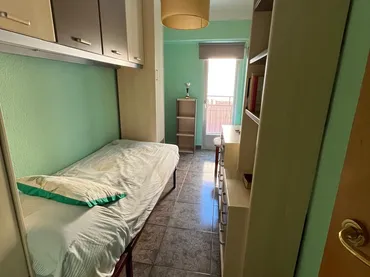 Piso en  Carrer d'Agustina d'Aragó 7 - Foto 28
