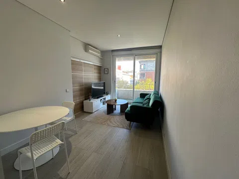 Piso en calle de Villanueva, 14