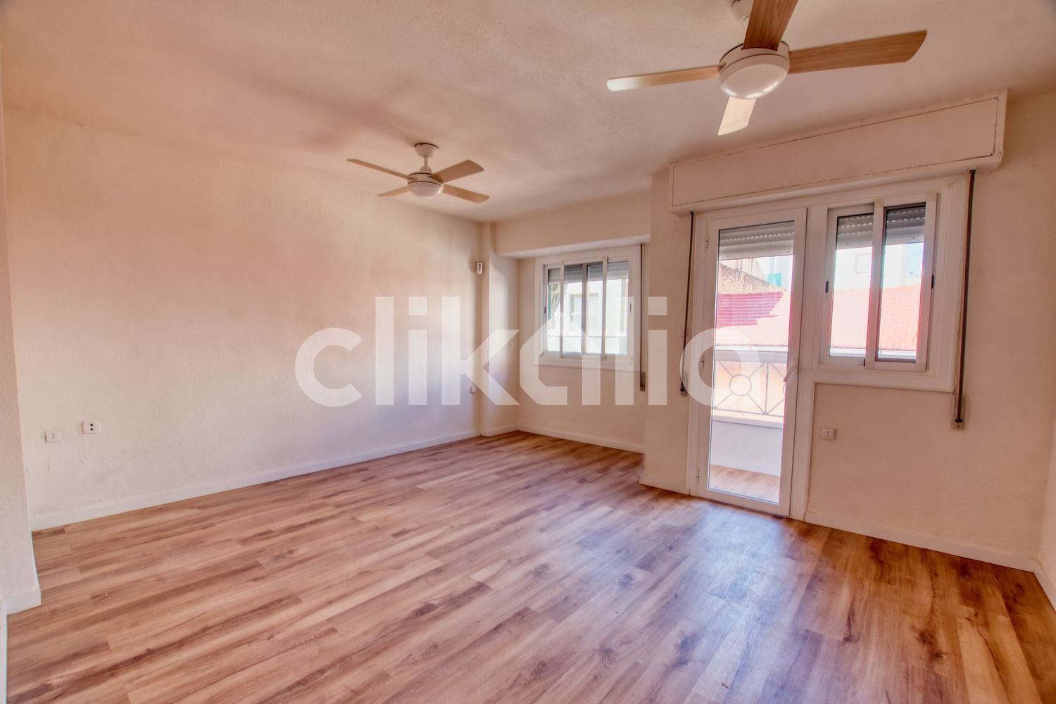 Piso en calle Jazmín - Foto 3