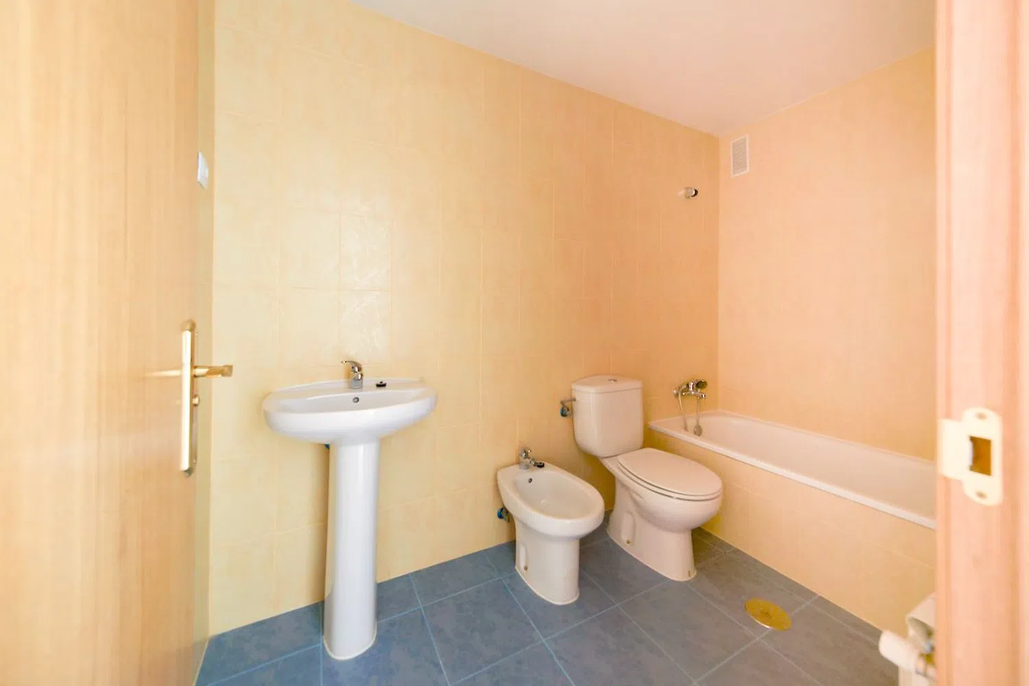 Piso en calle del Jacobeo - Foto 14