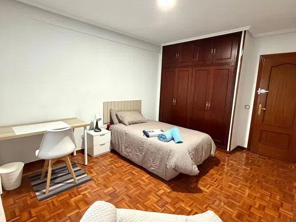 Piso en Plaza Fuente Honda, 4, Casco Antiguo - Foto 1
