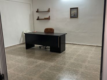 Planta baja en  Carrer de Jacinto Benavente 11 - Foto 4
