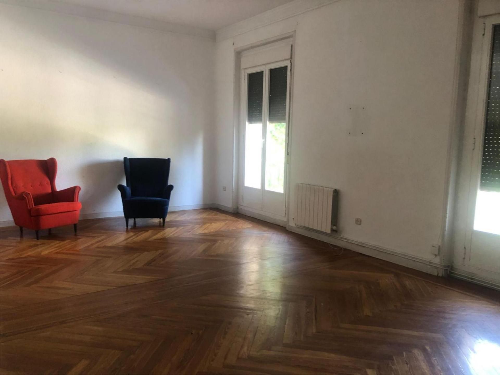 Piso en  Avenida de Menéndez Pelayo 19 - Foto 3