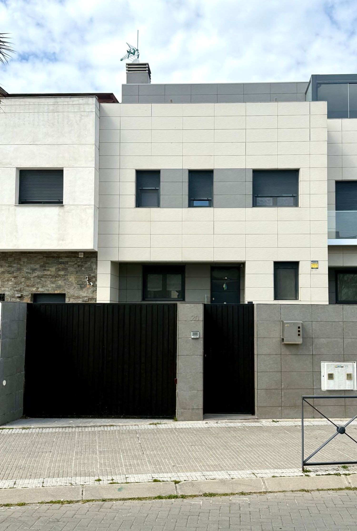 Casa independiente en avenida Salvador Dalí, 20 - Foto 3