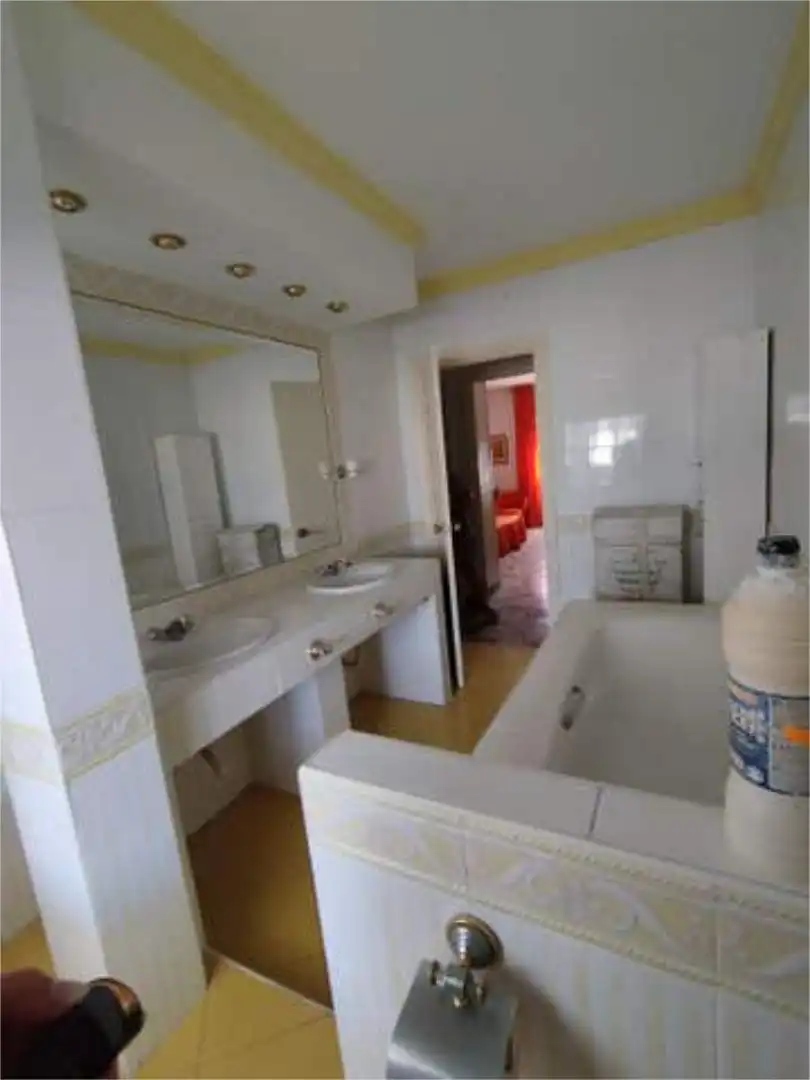 Piso en Zona ayuntamiento - Foto 4