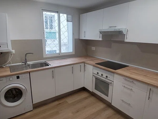 Piso en plaza Bami, 22