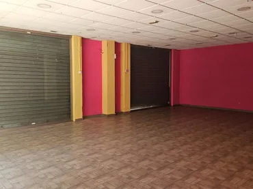 Local comercial en  Calle Gonzalo Torrente Ballester 29 - Foto 1