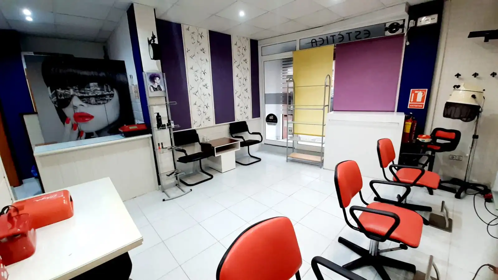 Local comercial en  Carrer de Francesc Layret 26 - Foto 4