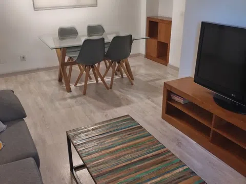 Piso en calle Emigrantes, 16