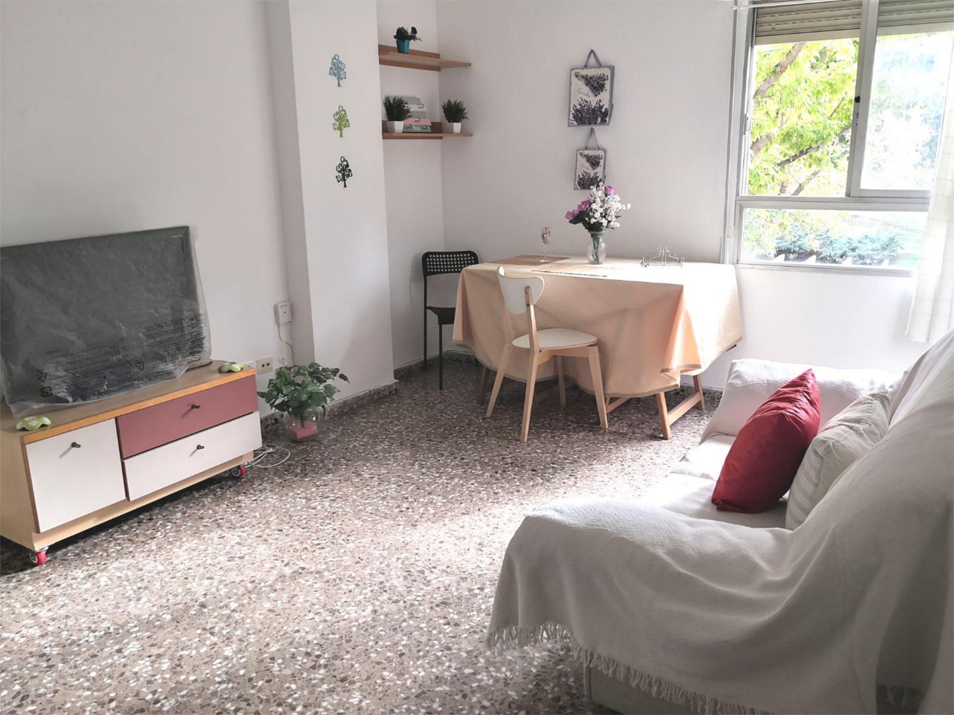 Piso en  Carrer de Miguel Servet 13 - Foto 2