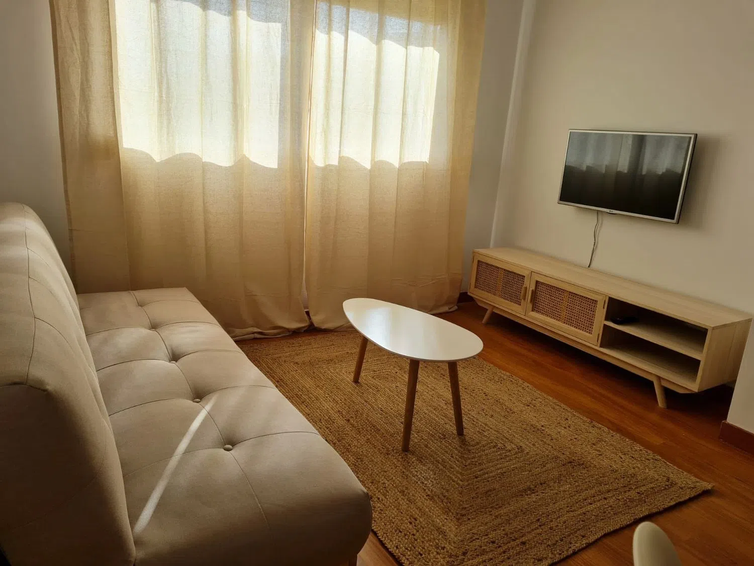 Piso en calle de l'Heura, 8 b - Foto 2