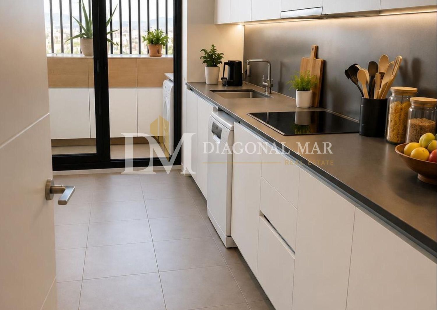 Piso en La Catalana - Foto 4