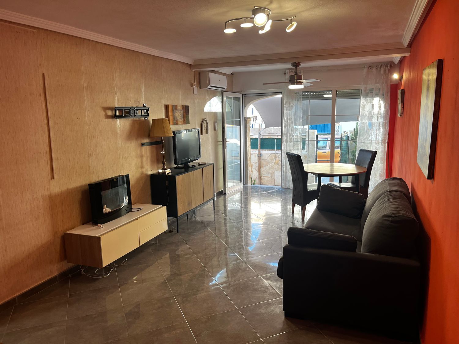 Chalet adosado en Calle Carmen, 117, La Siesta - El Salado - Torreta - Foto 2