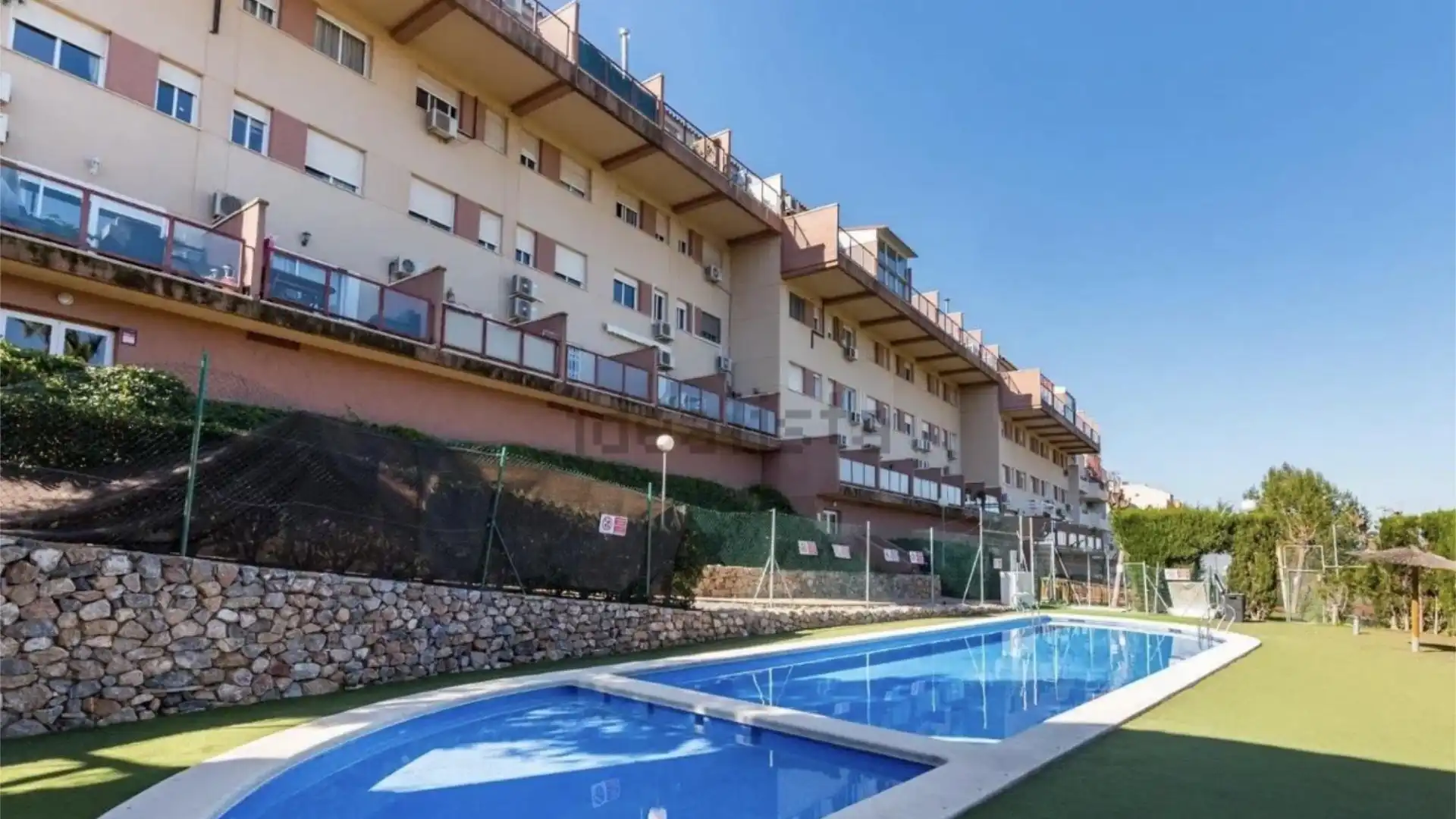 Piso en  Calle Castillo de Aledo 80 - Foto 11