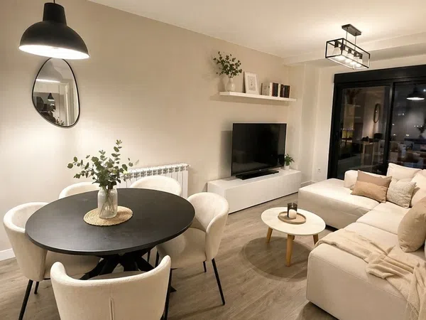 Piso en venta en Avenida de la Vía Lactea, 9006 - Foto 1