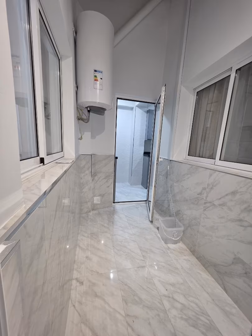 Piso en  Calle Montellano 45 - Foto 9