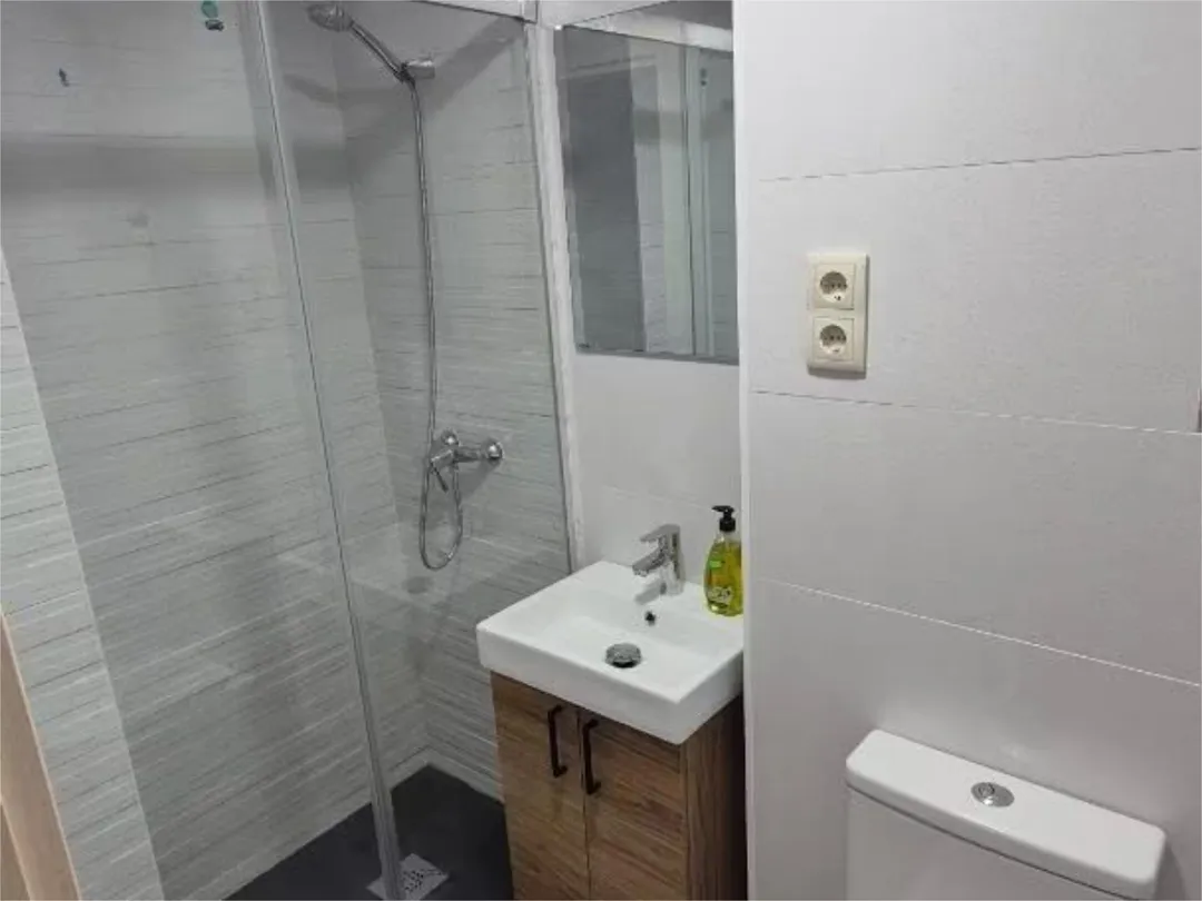 Piso en  Calle de Santander 8 - Foto 7