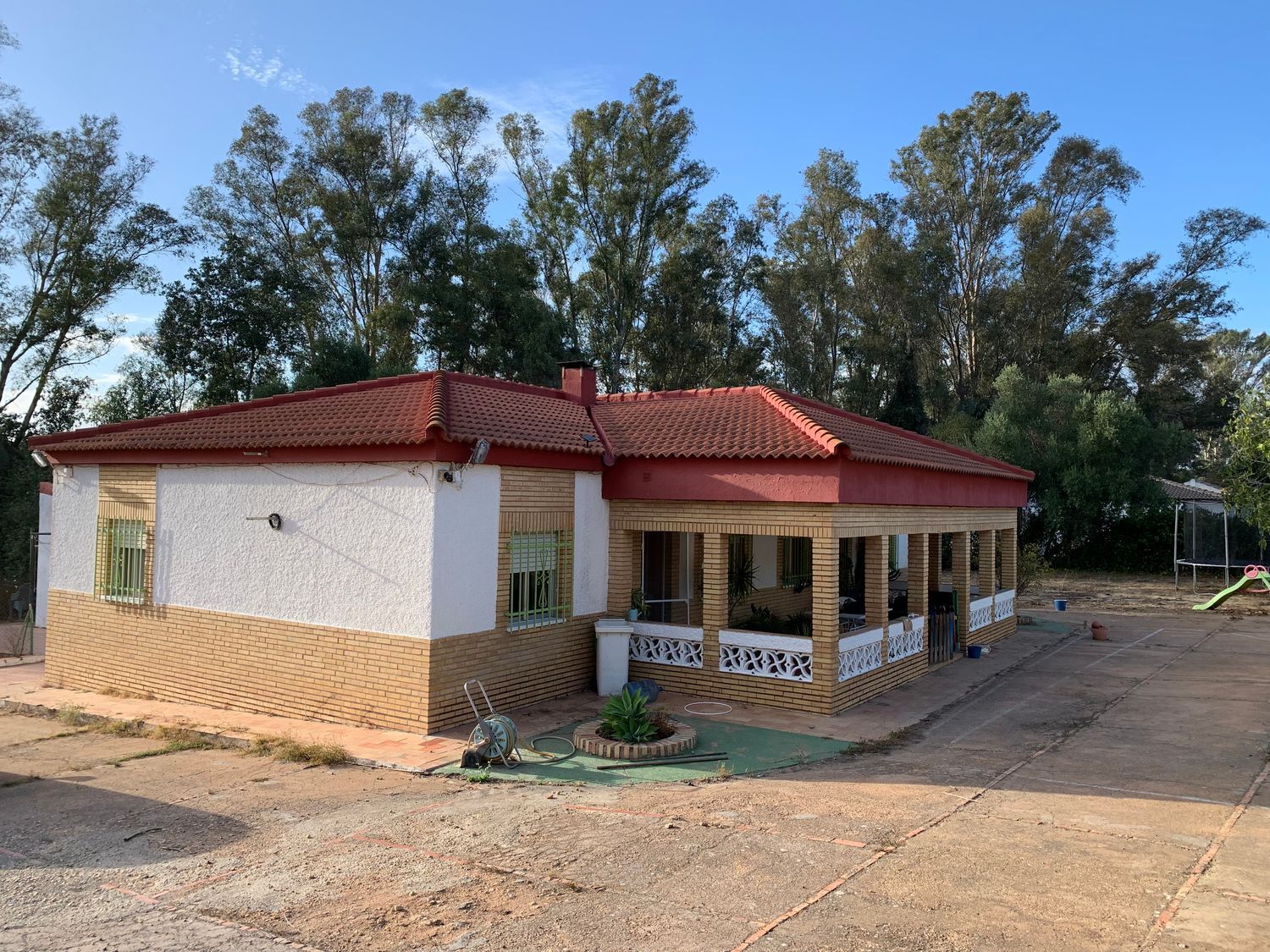 Casa o chalet independiente en Hu-3105, 8 Km - Foto 3