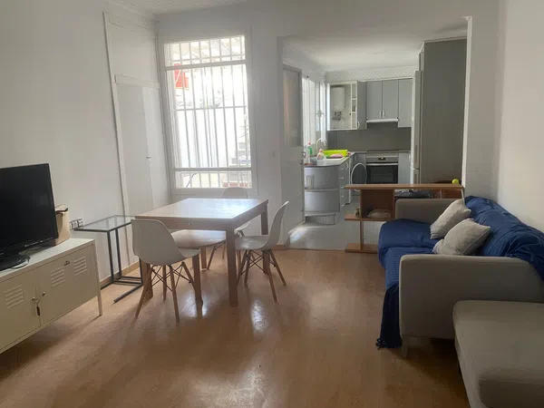 Piso en avenida del Port, 105