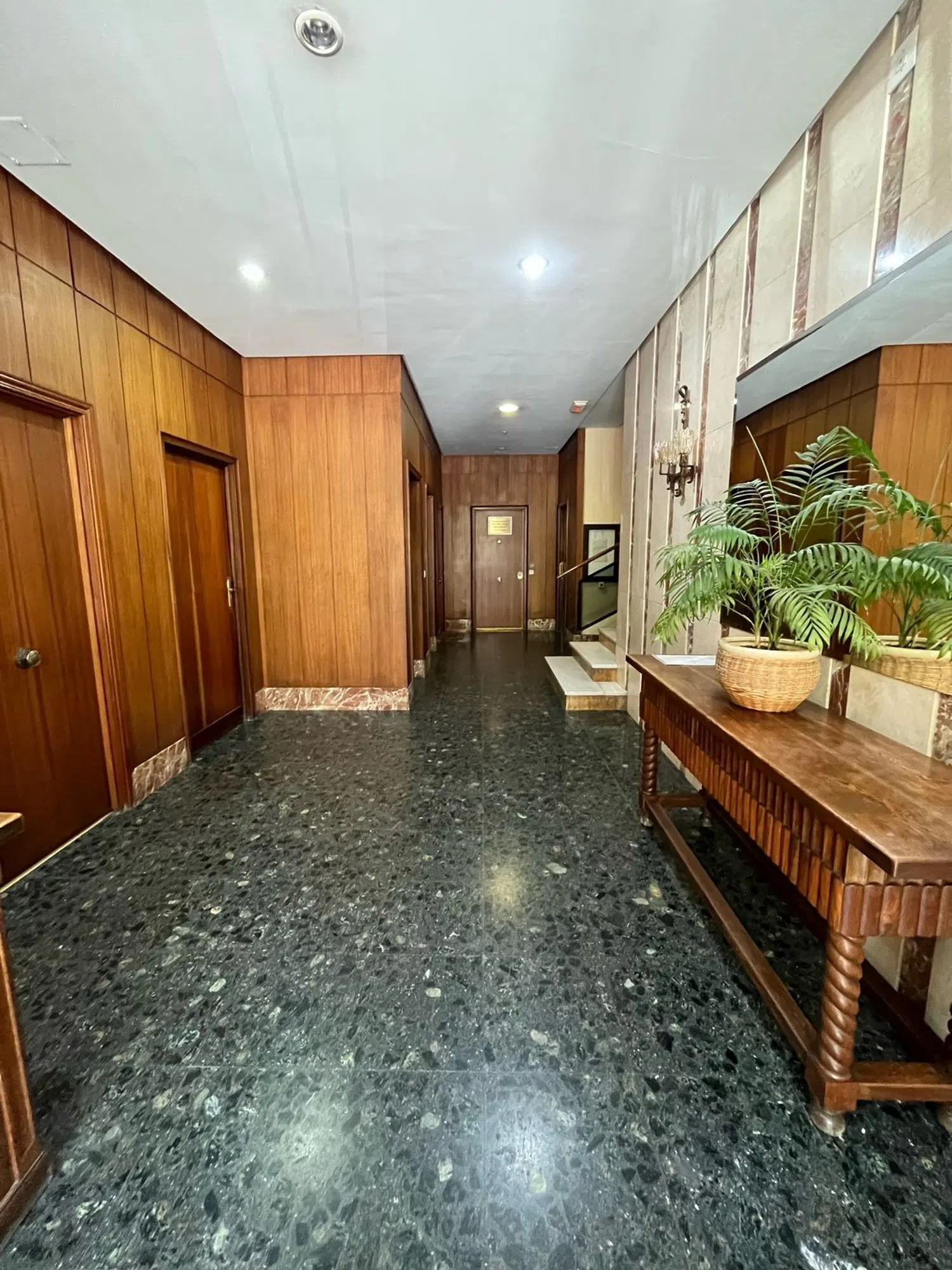 Estudio en avenida del General Perón, 7 - Foto 12