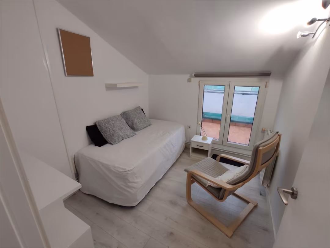 Piso en  Calle Cardenal Cisneros 30 - Foto 4