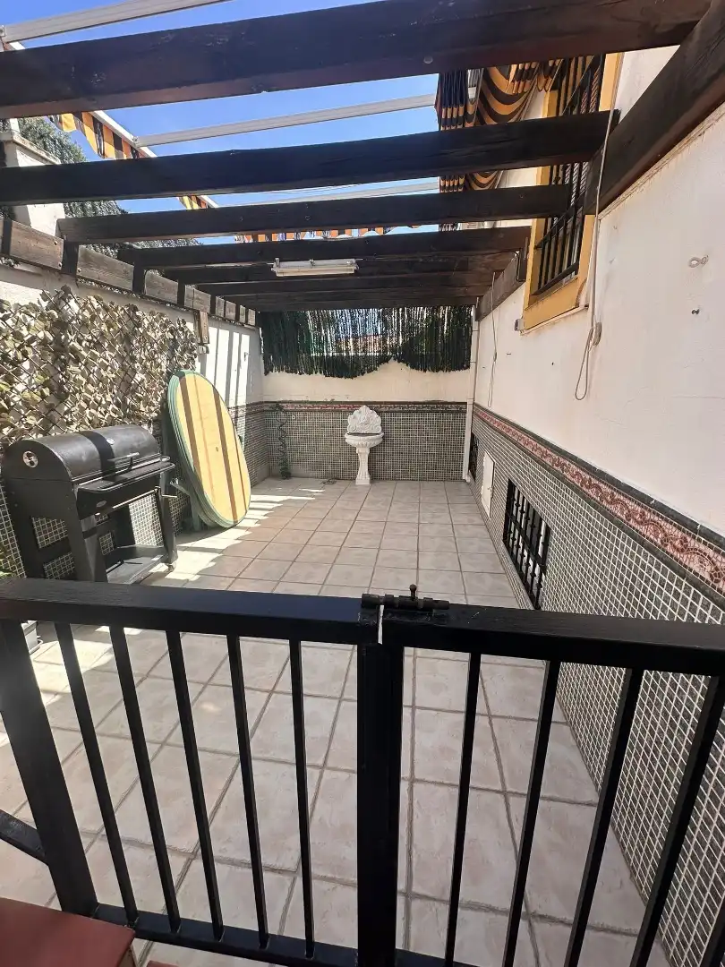 Casa adosada en  Calle Castilla 54 - Foto 8