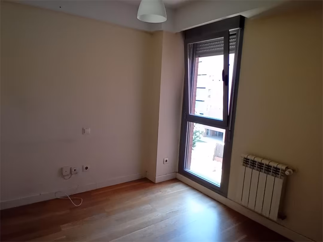 Piso en  Calle de Caleruega 88 - Foto 4
