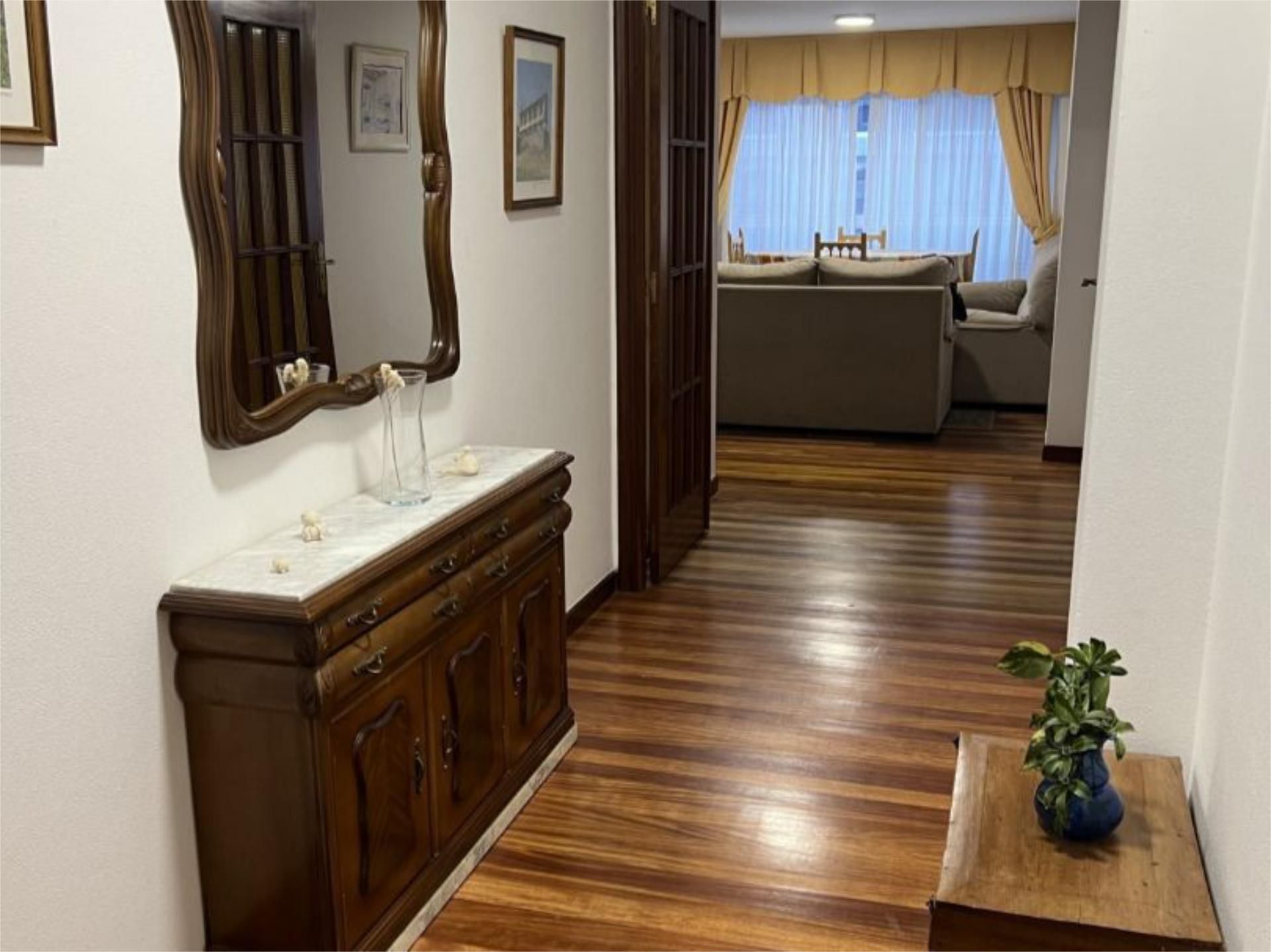 Piso en  Avenida de Rosalía de Castro 36 - Foto 13