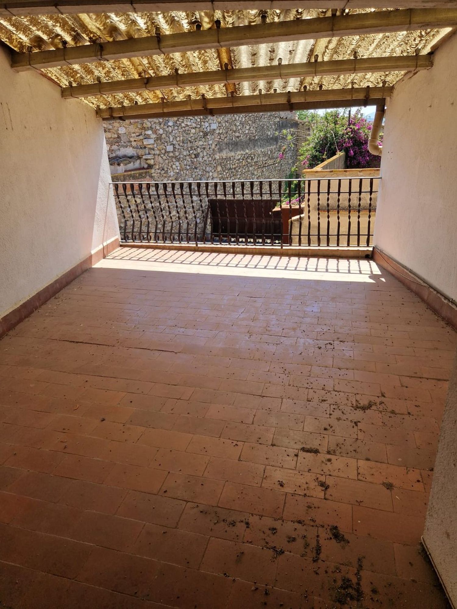 Casa de pueblo en Plaza Garriguella, 7 - Foto 2