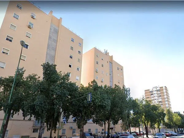 Piso en Calle Malvaloca, 9 - Foto 1