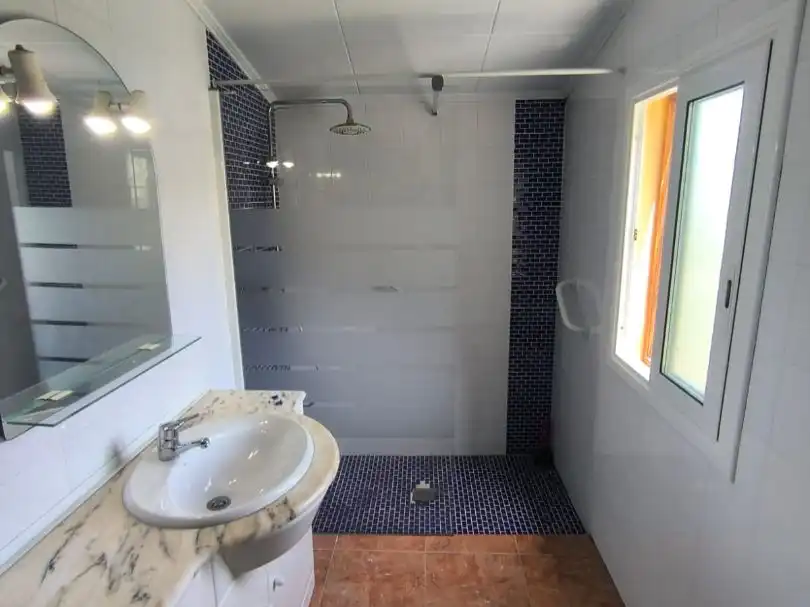 Chalet en Canyelles - Foto 17