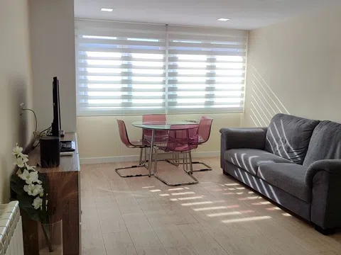 Piso en calle de la Hacienda de Pavones, 57