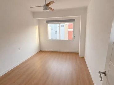 Piso en  Calle Rodrigo Vivas Miras 47 - Foto 4