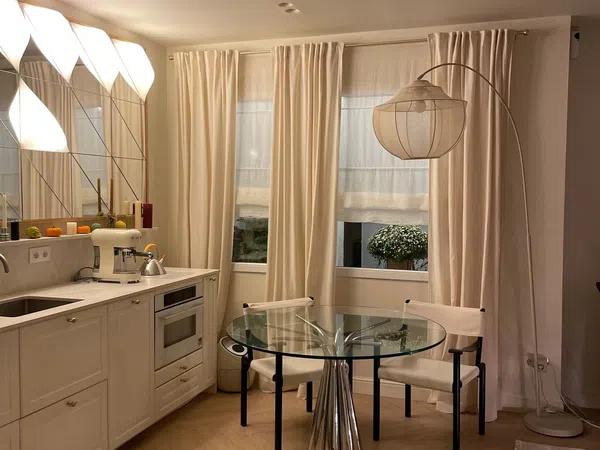 Piso en calle de Menéndez Pelayo, 51