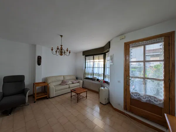 Chalet adosado en Parroquia Verdicio, 17 - Foto 4