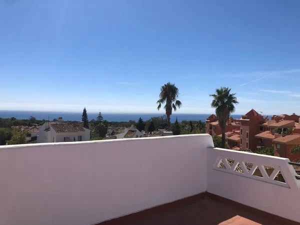 Chalet adosado en Calle Alora, 320, Reserva de Marbella - Foto 1