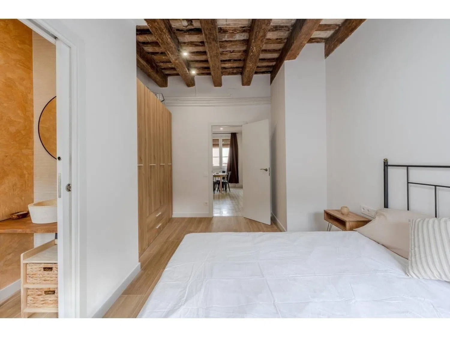 Estudio en calle de Bailèn, 71 - Foto 4