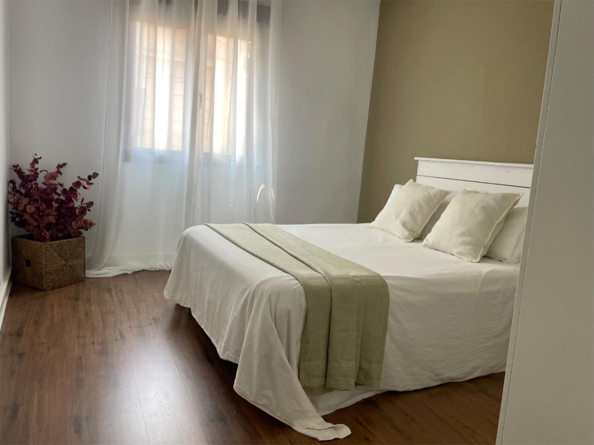 Piso en  Calle Aureliano San Román 33 - Foto 2