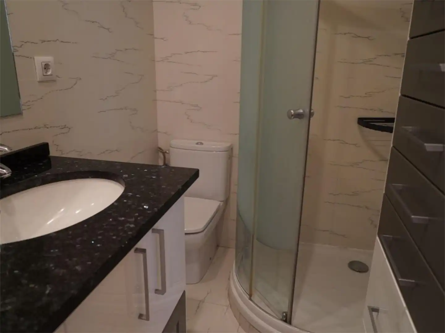 Piso en  Calle del Tutor 38 - Foto 9